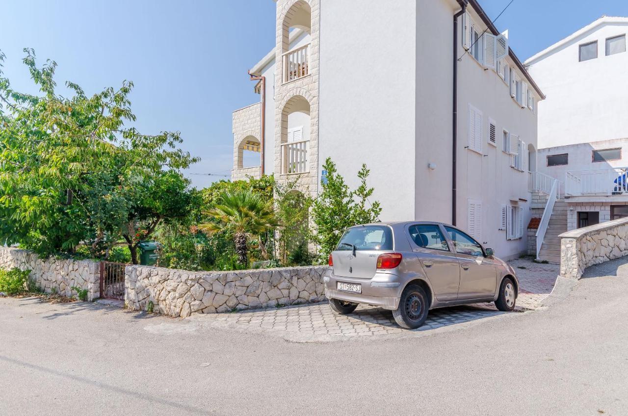 Apartments Tily Трогир Экстерьер фото