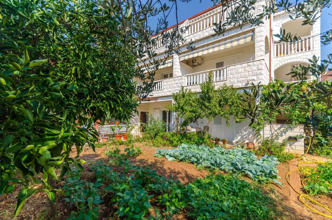 Apartments Tily Трогир Экстерьер фото