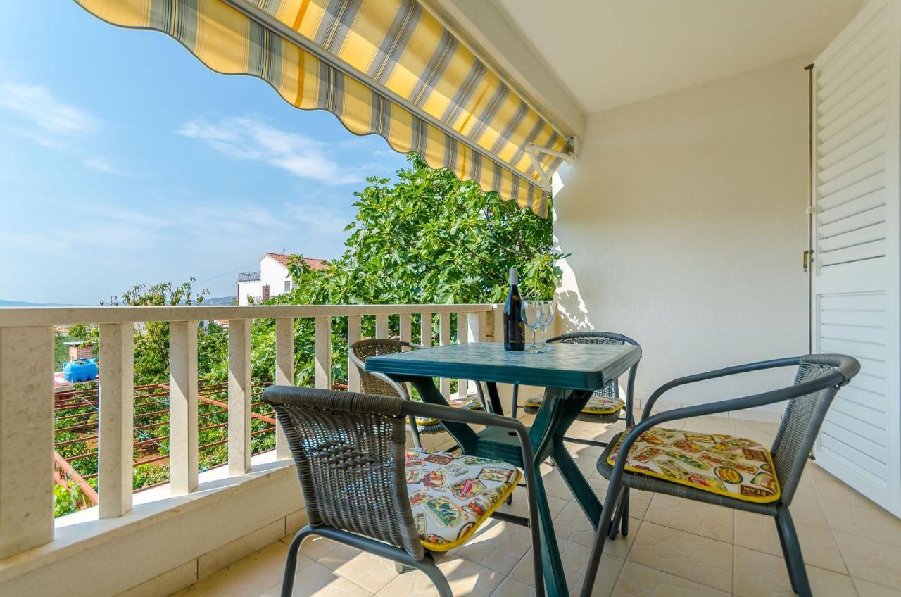 Apartments Tily Трогир Экстерьер фото