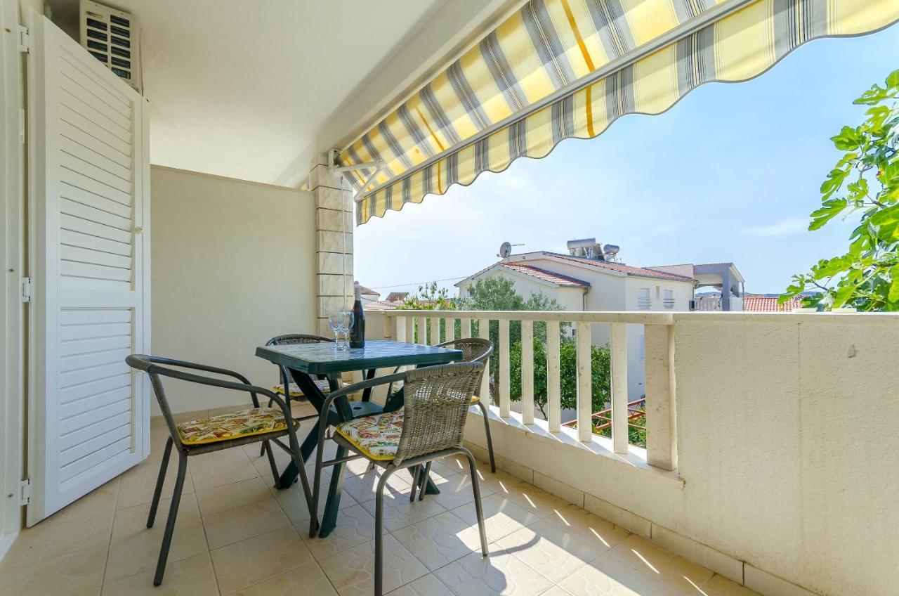 Apartments Tily Трогир Экстерьер фото