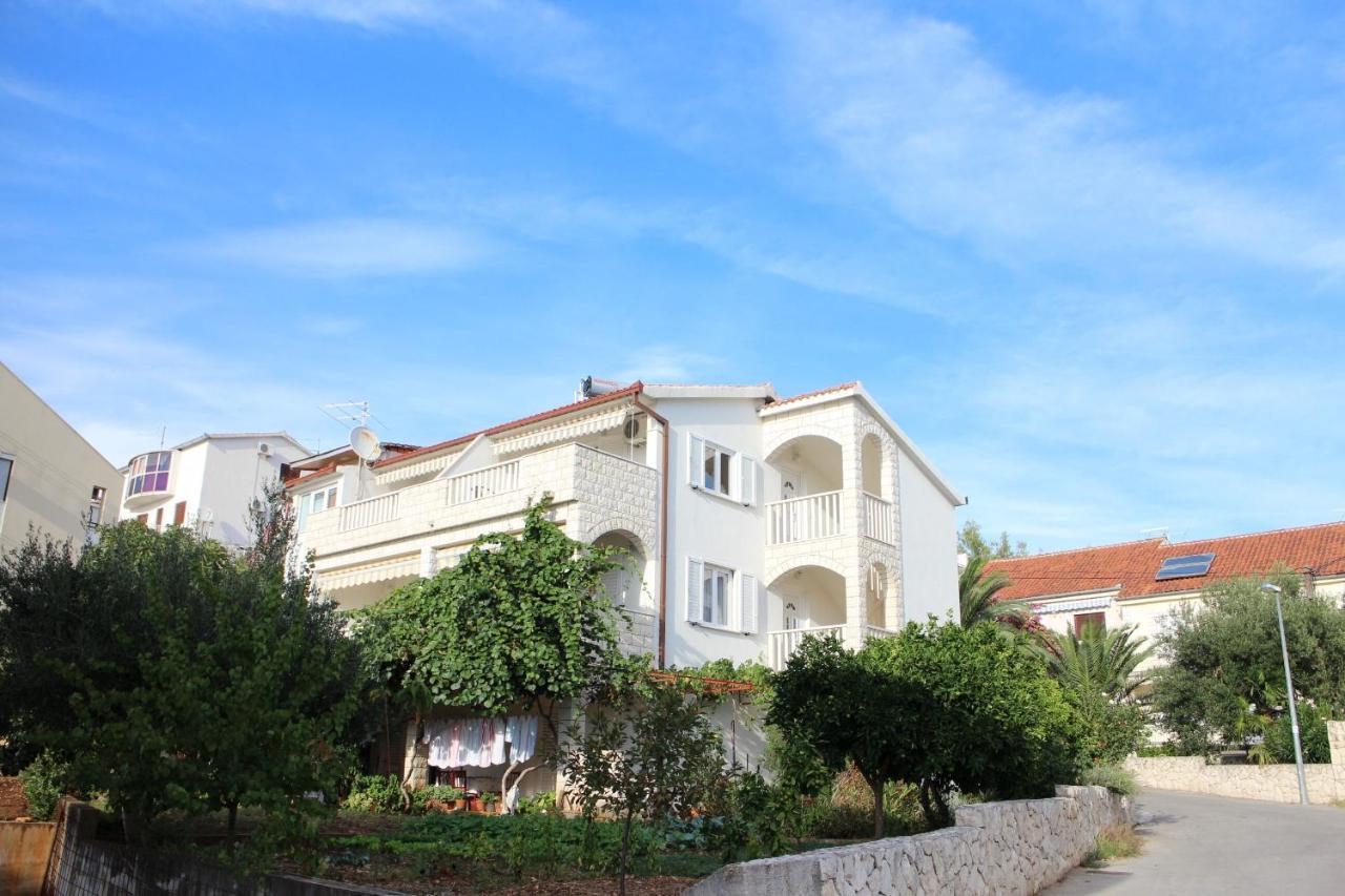 Apartments Tily Трогир Экстерьер фото